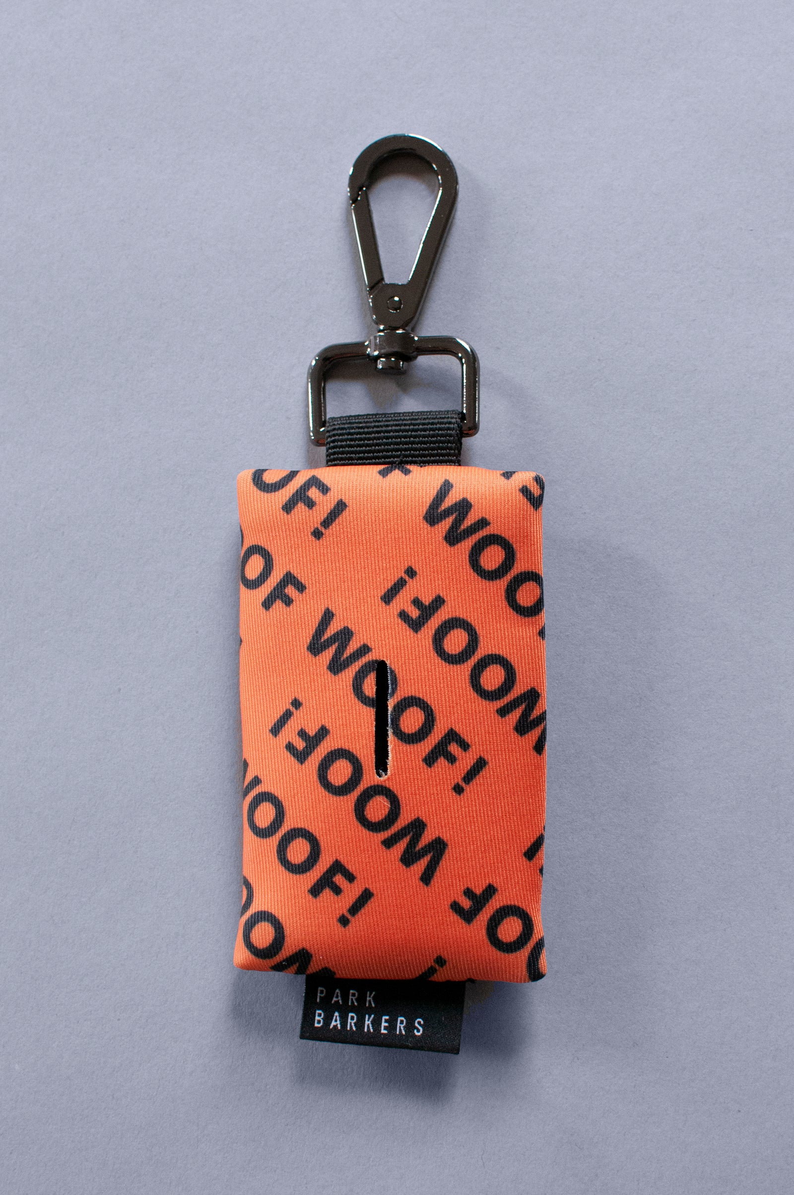 The Yoyogi waste bag holder - Woof Woof! Print